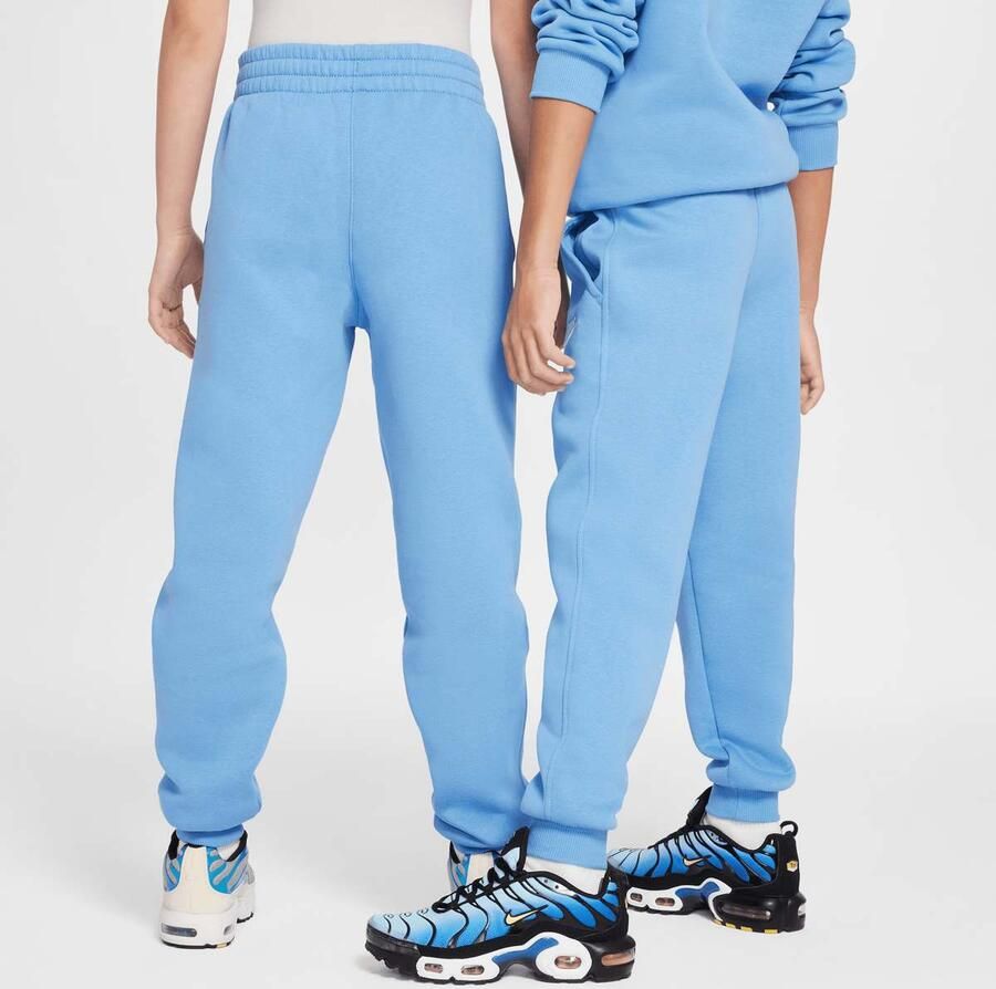 Nike Sportswear Club Fleece Jogger Trainingsbroeken in blauw formaten: 158 - Foto 2