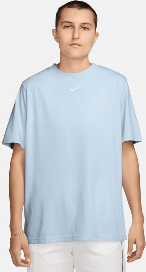 Nike Sportswear Essential Low Brand Read Tee Women T-Shirts & Polo's blauw Maat XS Kleding - Foto 3