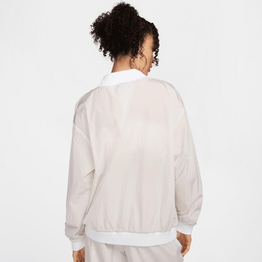 Nike Sportswear Essential Woven UV Longsleeve Vneck Crew Wo Hoodies & Sweaters beige Maat XS Kleding - Foto 1