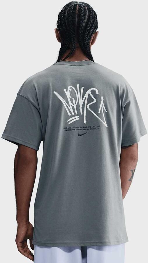 Nike Sportswear Graphics T-Shirt Men T-Shirts & Polo's grijs Maat XL Kleding - Foto 2