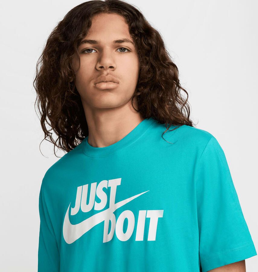 Nike Sportswear Tee Just Do It Swoosh men T-Shirts & Polo's turkoois Maat XL Kleding