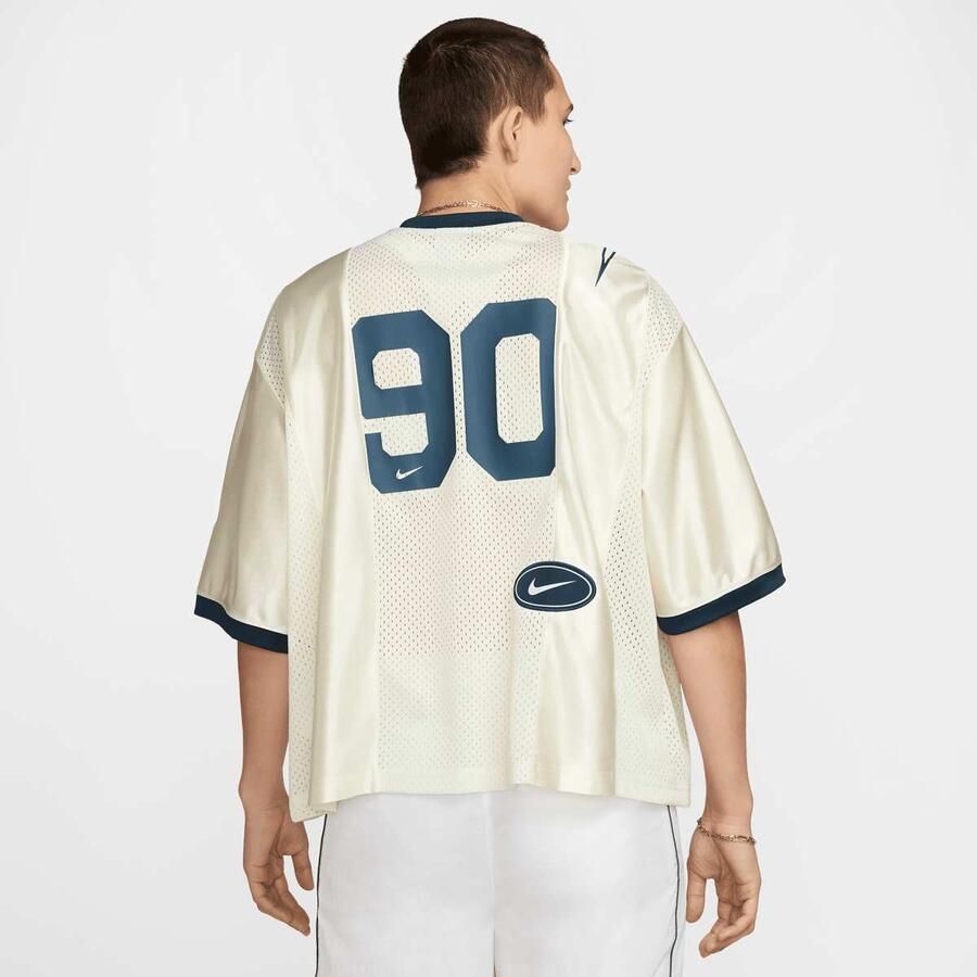 Nike Sportswear Street Shortsleeve Grafik Jersey Top Women Trainingspakken beige Maat XS Kleding