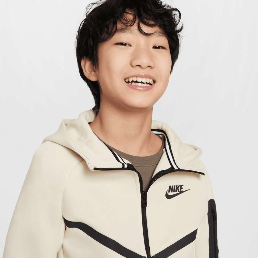 Nike Sportswear Tech Fleece Full-Zip Hoodie Hoodies & Sweaters in beige formaten: 158