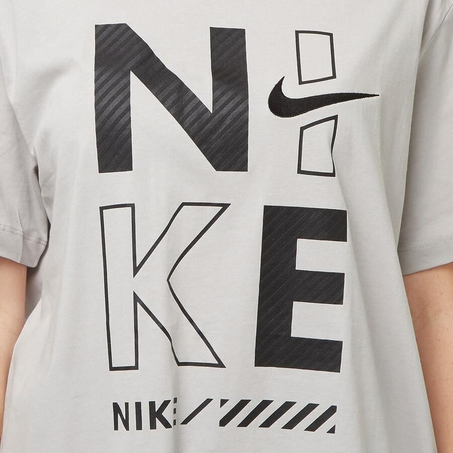 Nike Sportswear Tee Boyfriend Wo T-Shirts & Polo's grijs Maat XS Kleding