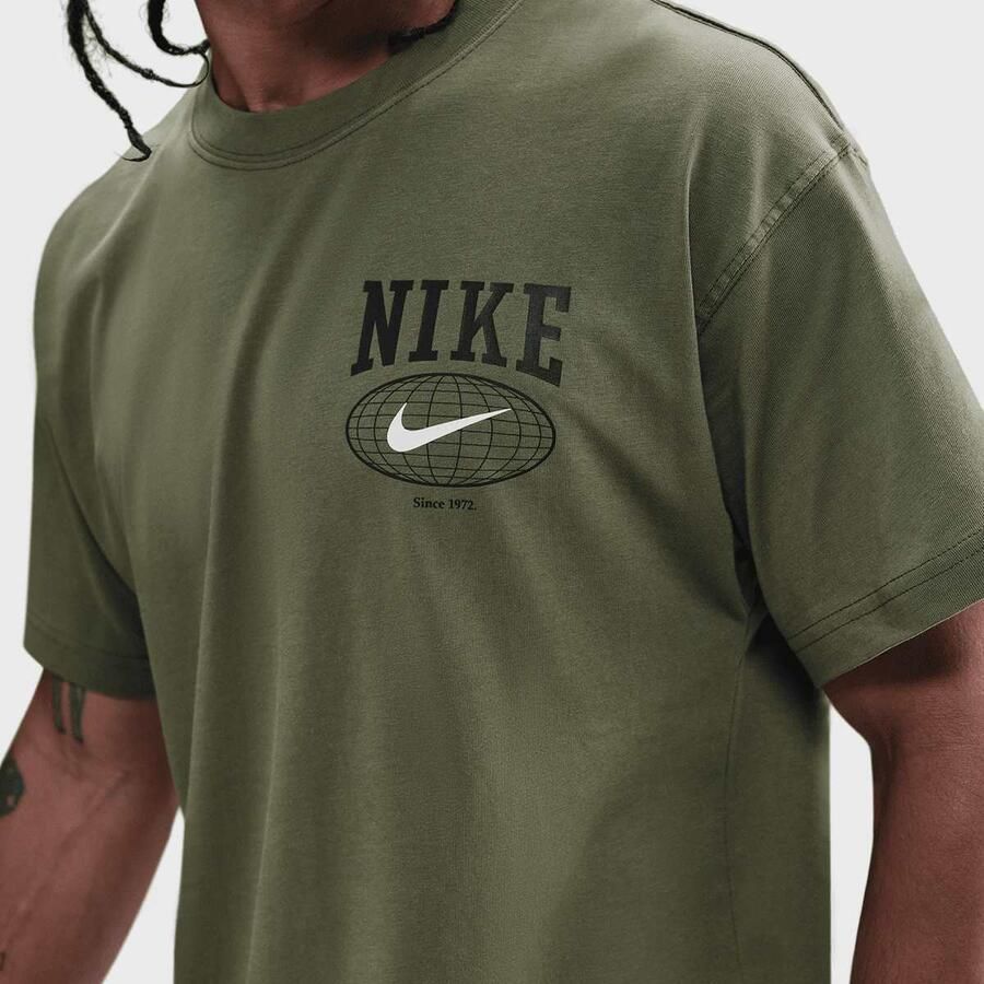 Nike Sportswear World Tee Men T-Shirts & Polo's groen Maat XXL Kleding