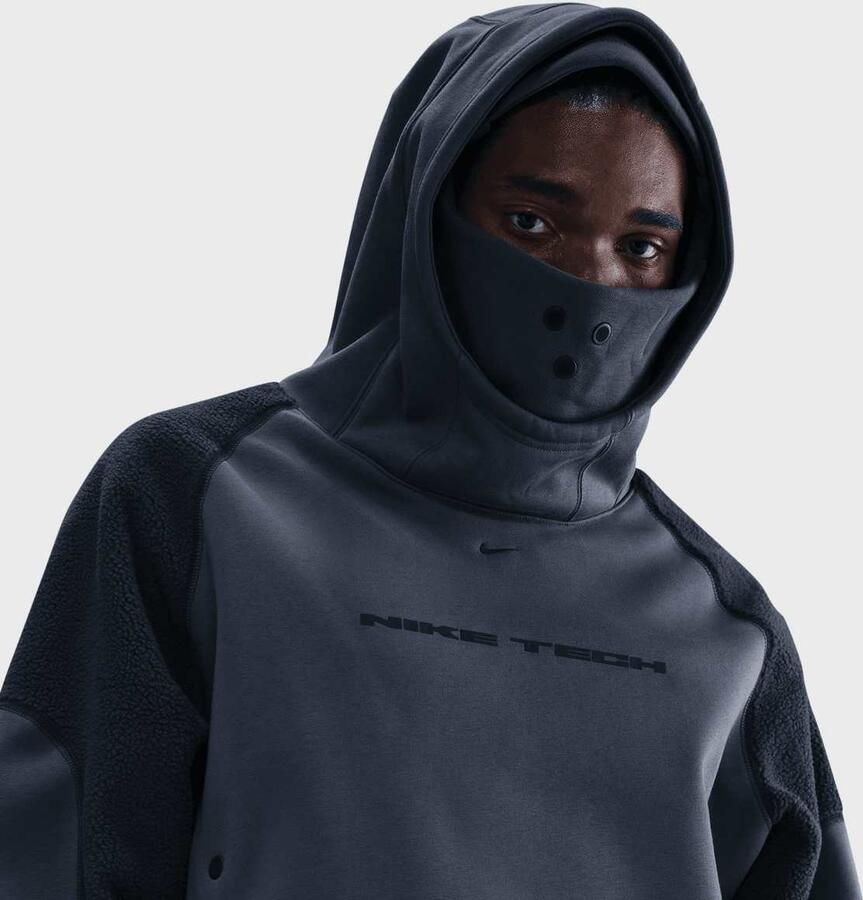 Nike Tech Boreas Oversized Hoodie Men Hoodies & Sweaters blauw Maat XL Kleding
