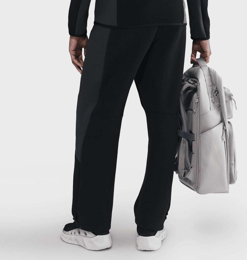 Nike Tech Color-Block Open-Hem Fleece Pants Men Trainingsbroeken zwart Maat XL Kleding