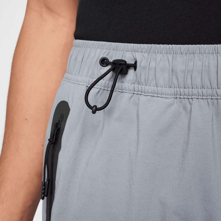 Nike Tech Oversized Woven Pants Men Trainingsbroeken grijs Maat XL Kleding