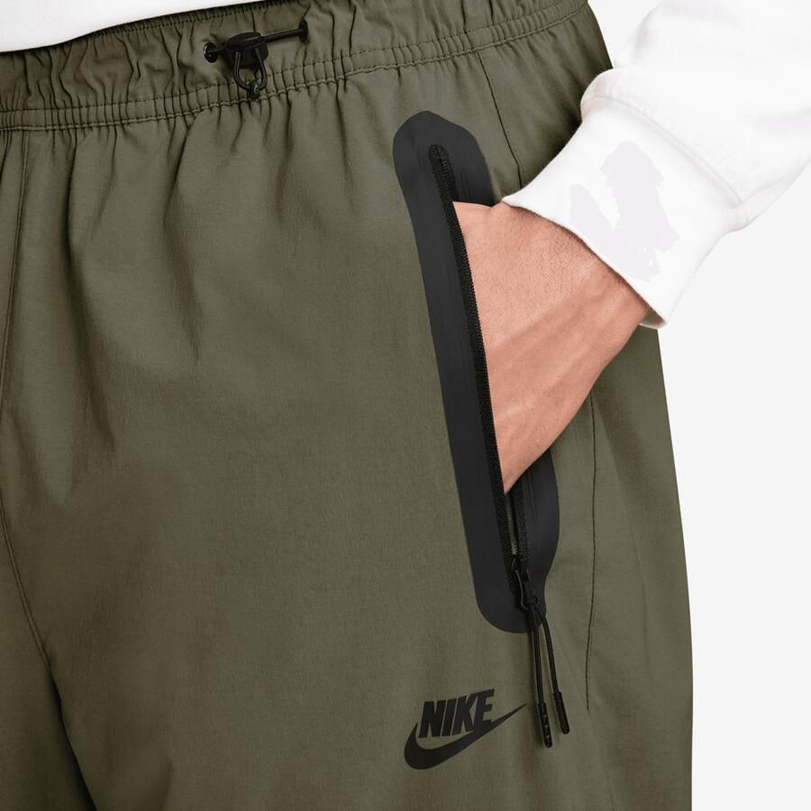 Nike Tech Woven Pants Men Trainingsbroeken groen Maat XL Kleding