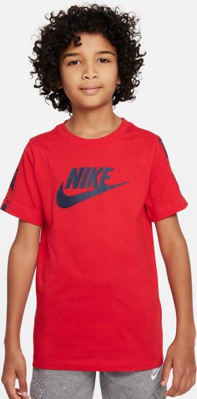 Nike Sportswear Repeat T-shirt voor jongens Rood