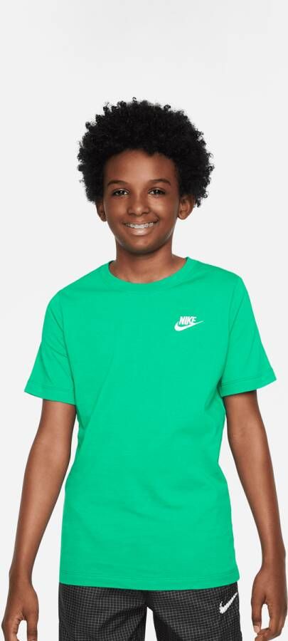 Nike Sportswear T-shirt T-shirts Kids stadium green white maat: 137 beschikbare maaten:137