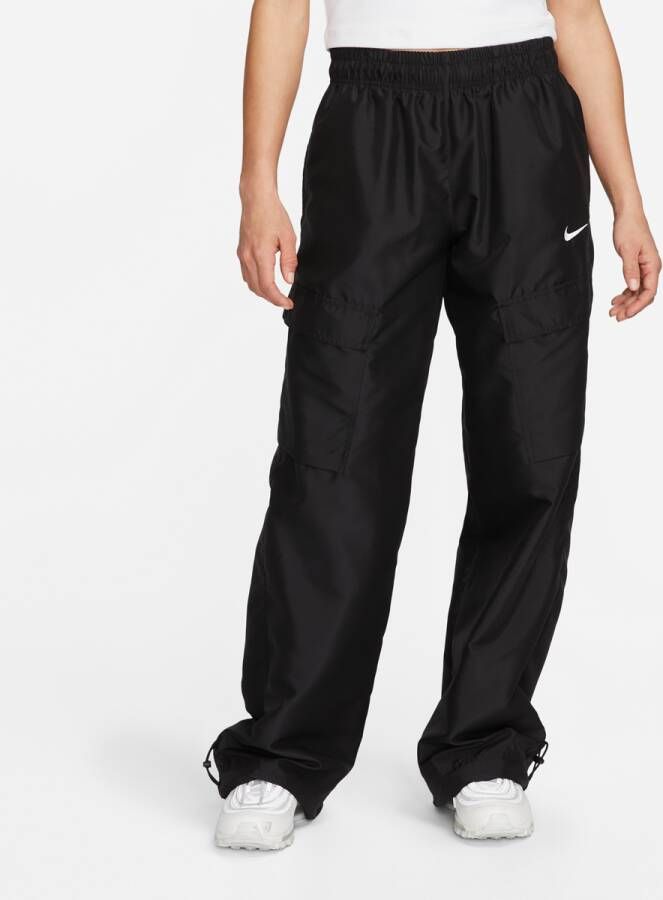 Nike Sportswear Geweven cargobroek voor dames Zwart