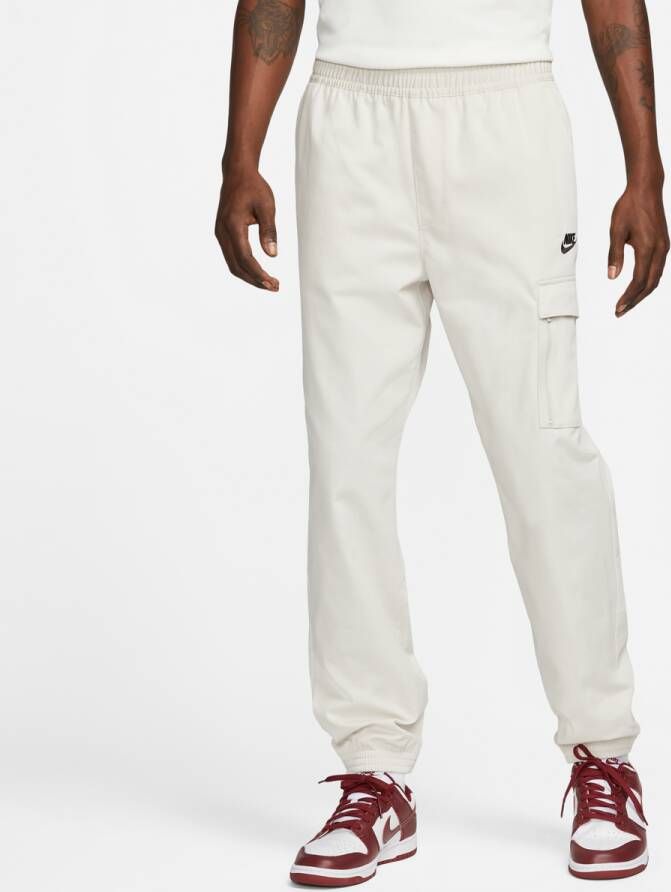 Nike Sportswear Woven Sports Utility Pants Cargobroeken Kleding light bone lt iron ore light bone maat: XL beschikbare maaten:XL