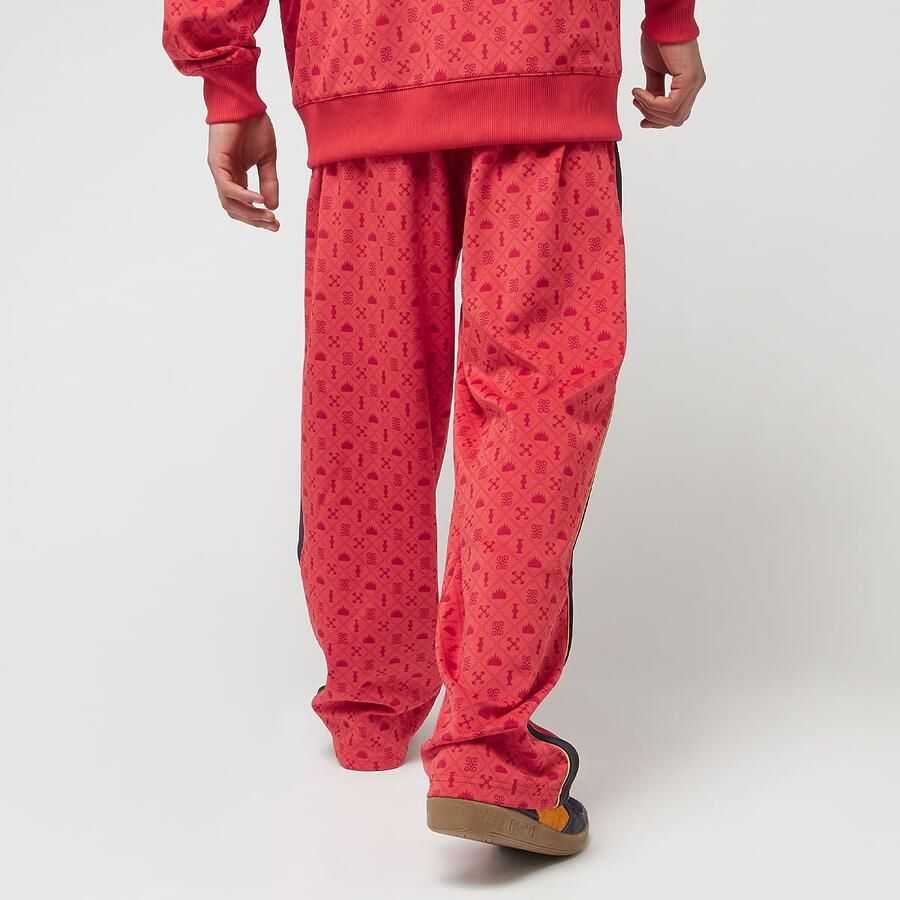 Puma T7 Road To Unity All Over Print Relaxed Straight Tracküants DK Men Trainingsbroeken rood Maat XL Kleding