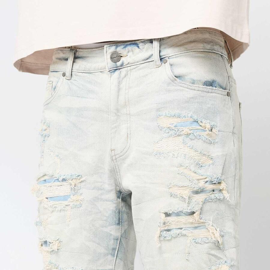 Smoke Rise Distressed Rip & Repair Denim Shorts in blauw formaten: 28