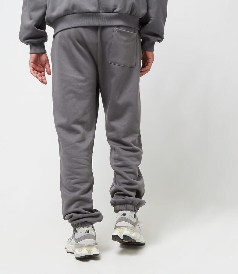 SNIPES Small Logo Essential Oversized Sweat Pants Men Trainingsbroeken grijs Maat XL Kleding - Foto 2