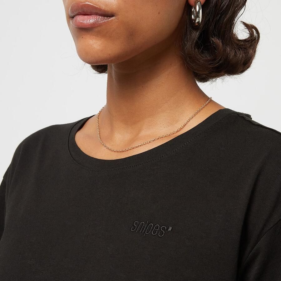 SNIPES Small Logo Essential Tee T-shirts Kleding Black maat: XS beschikbare maaten:XS S M L