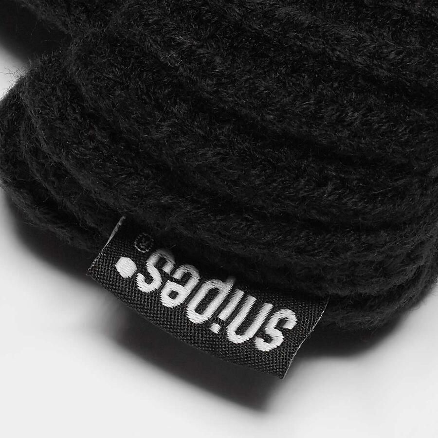 SNIPES Woven Flag Label Basic Fisher Beanie aubergine Unisex Mutsen zwart Maat ONE SIZE Accessoires - Foto 1