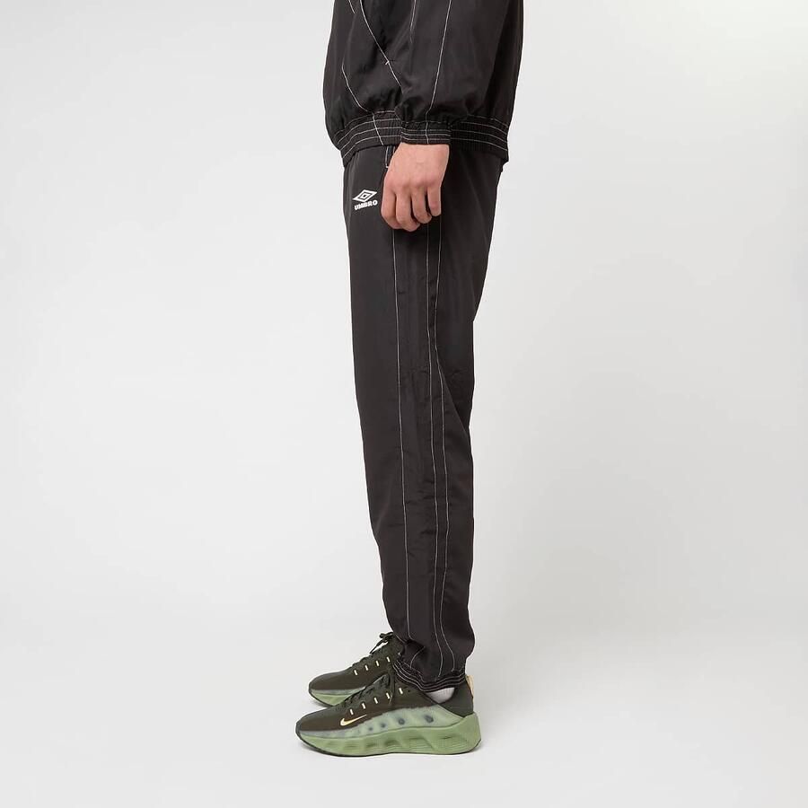 Umbro Relaxed Track Pants Men Trainingsbroeken zwart Maat XL Kleding
