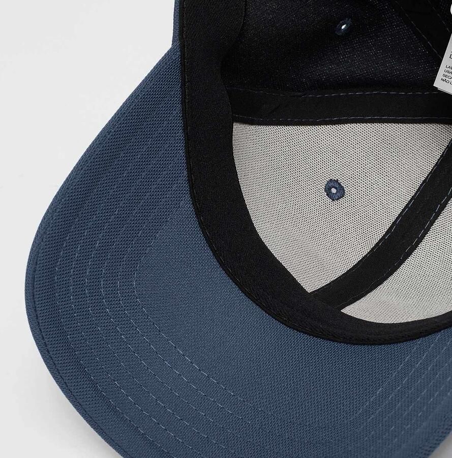 Under Armour Blitzing downpour Unisex Caps blauw Maat L XL Accessoires