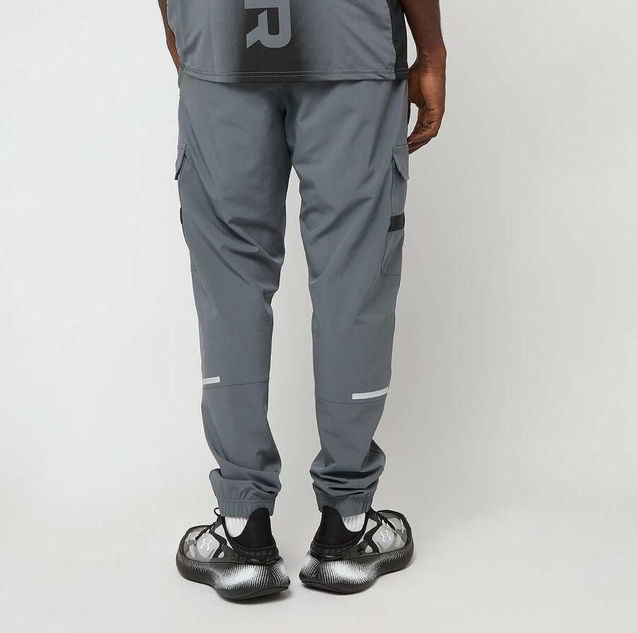 Under Armour Tech Utility Woven Pants Men Trainingsbroeken grijs Maat XL Kleding