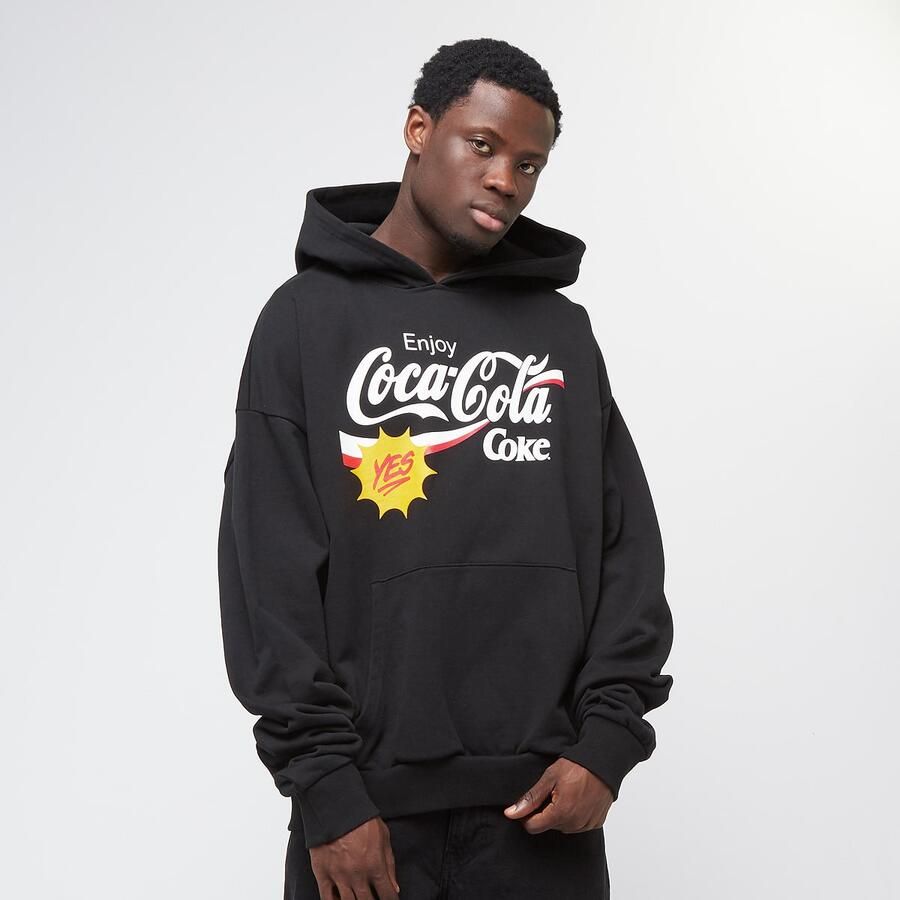 Upscale by Mister Tee Coca Cola Refreshed Oversize Hoodie Men Hoodies & Sweaters zwart Maat XS Kleding - Foto 3