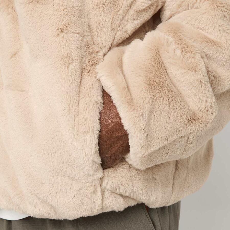 Urban Classics Full Zip Faux Fur Hoodie Men Puffer jackets beige Maat XXL Kleding - Foto 2