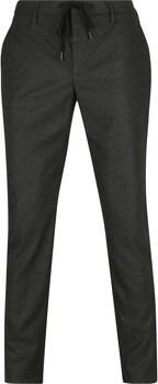 Alberto Chino met tunnelkoord model 'Jump'