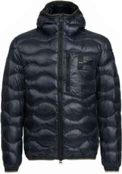 Blauer Mantel Wave