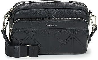 Calvin Klein Jeans Schoudertas EMBLEM AOP EMBOSS CAMERA BAG