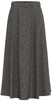 Emme Marella Rok REFUGE