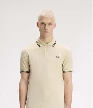 Fred Perry Polo Shirt Korte Mouw M3600 Twin Tipped Shirt Oatmeal Night Green