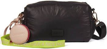 Gioseppo Handtas varjao