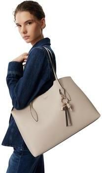 Guess Tas LUCCI GIRLFRIEND SAT HWBG97 35230