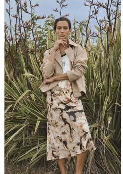 Le Temps des Cerises Rok recht LORENA