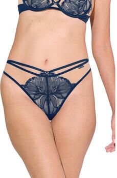 Lisca Tanga's Braziliaans laag uitgesneden CHARISMA