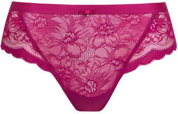 Lisca Tanga's Braziliaanse EVELYN