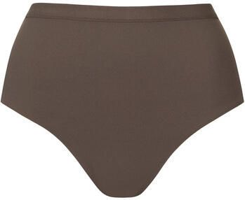 Lisca Tanga's Braziliaanse hoge taille Maya