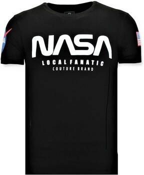 Local Fanatic T-shirt Korte Mouw Bedrukte NASA American Flag