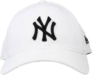 New era Witte Yankees Logo Geborduurde Pet Gebogen Klep White