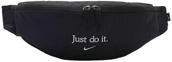 Nike Heuptas Sportswear Heritage