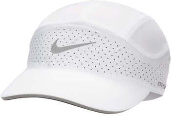 Nike Pet FB5681-100