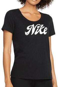 Nike T-shirt