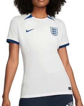 Nike T-shirt