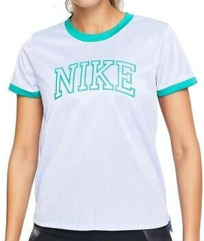 Nike T-shirt