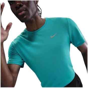 Nike Miler UV hardlooptop met korte mouwen en Dri-FIT voor heren Groen