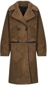 Oakwood Mantel TILDA