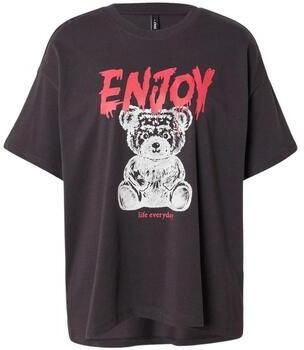 Only T-shirt