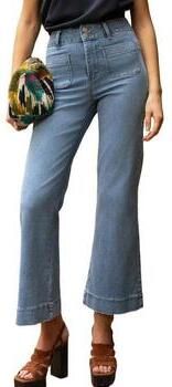 Oraije Flared Bootcut Elenette