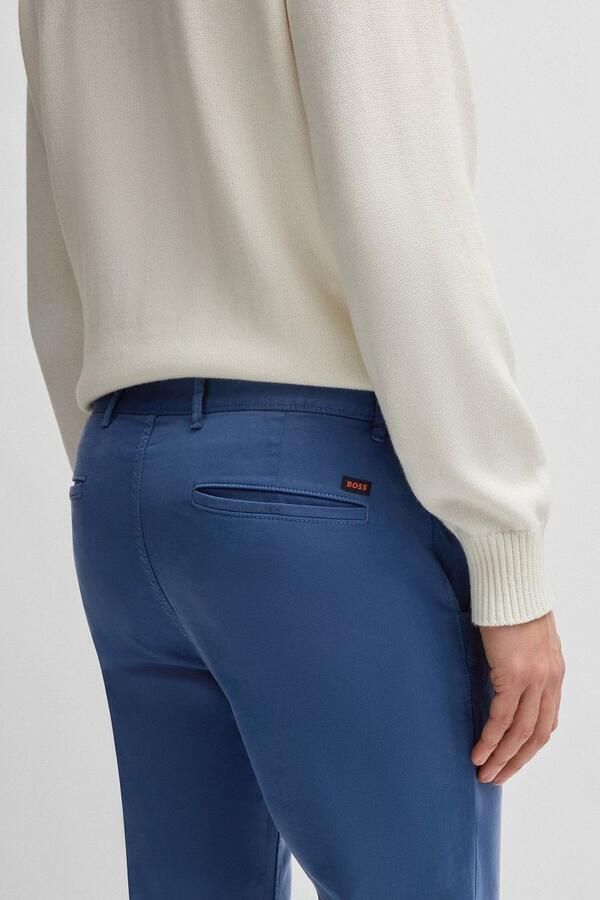 Boss Orange Slim fit chino met ceintuurlussen. - Foto 4